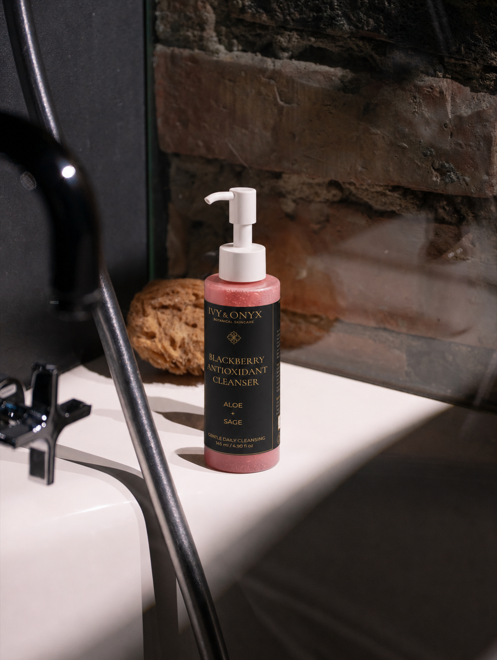 Fresh Balance Cleanser with Aloe + Blackberry, 145 ml / 4.90 fl oz