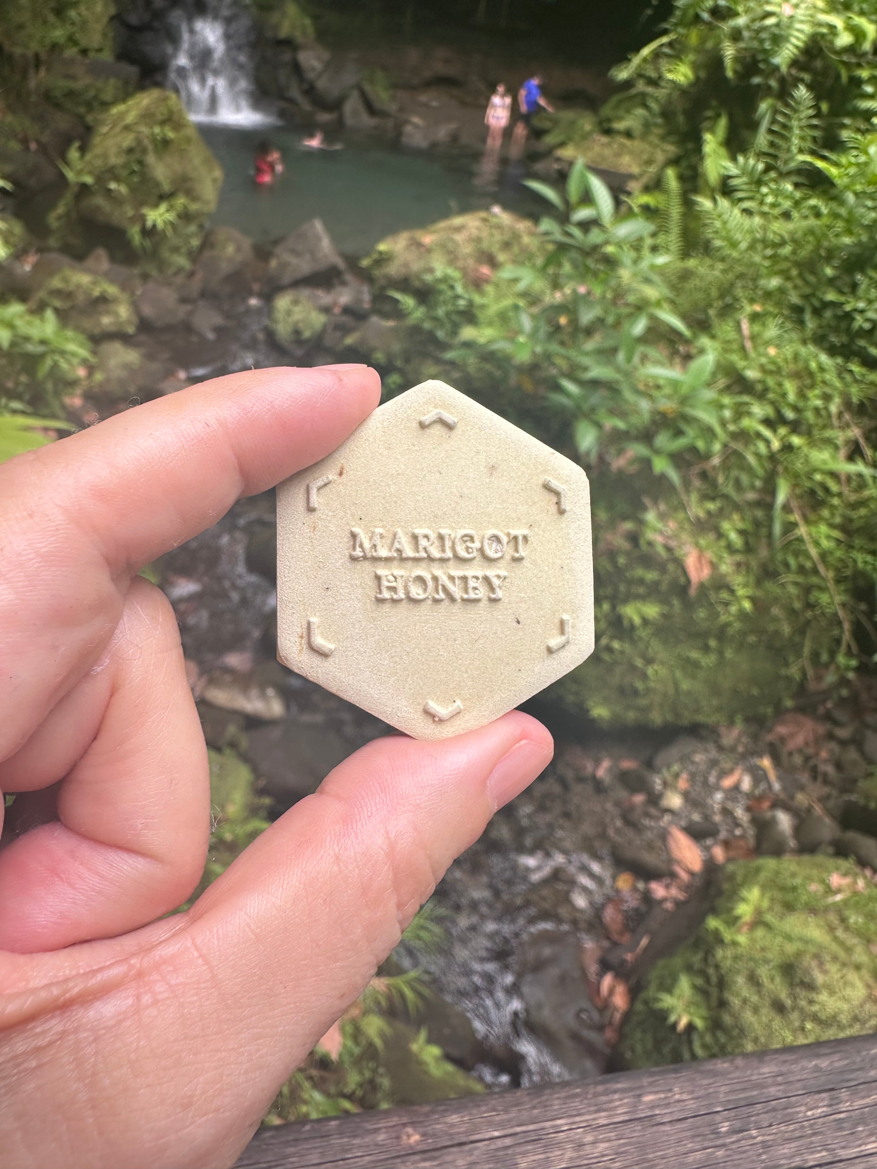 Marigot Honey Scent Coin-2