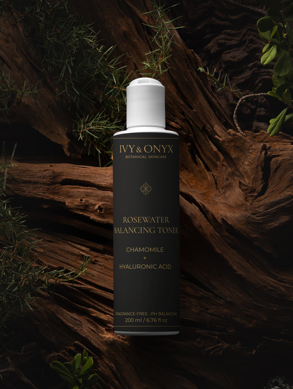 Rosewater Balance Toner with Chamomile + hyaluronic acid, 200 ml / 6.76 fl oz